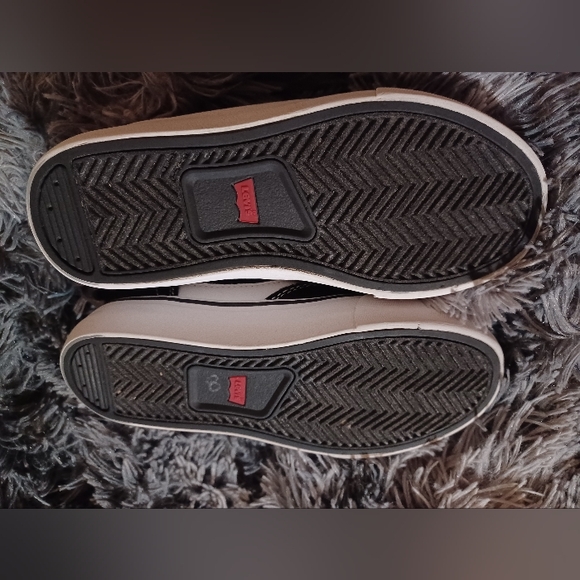 Levi's kid shoes size 12 - Picture 6 of 7